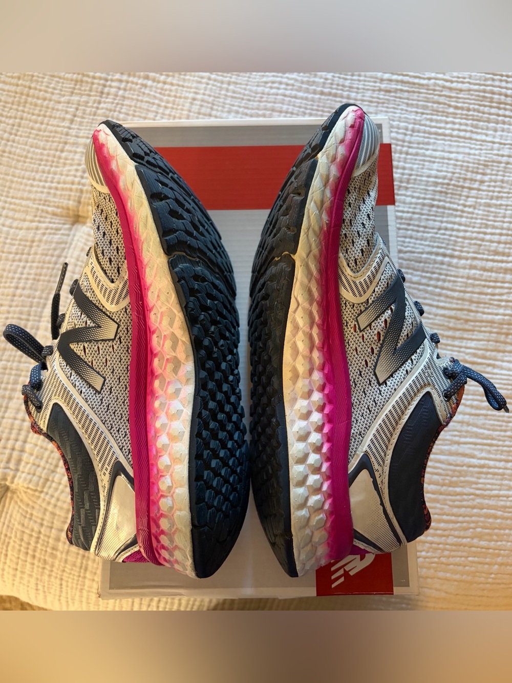New Balance 1080 v7 Women’s Gray and Pink Athletic Running Shoes- SZ 9 - In Box! - Picture 2 of 11